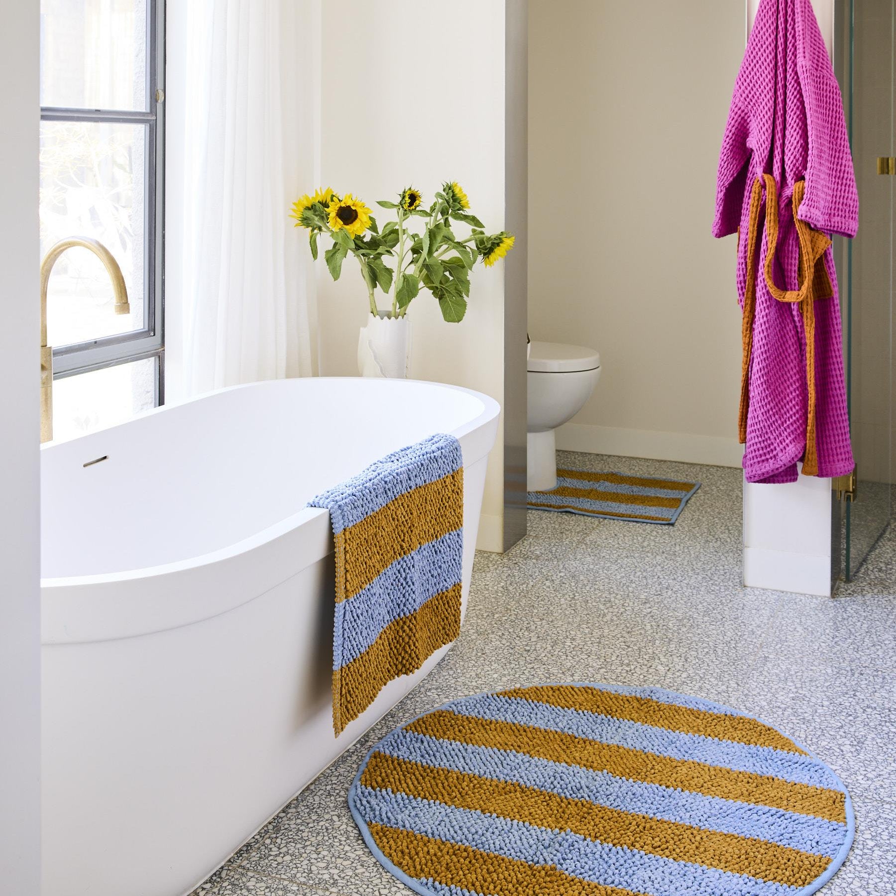 KIP & CO COMO STRIPE ROUND BATH MAT