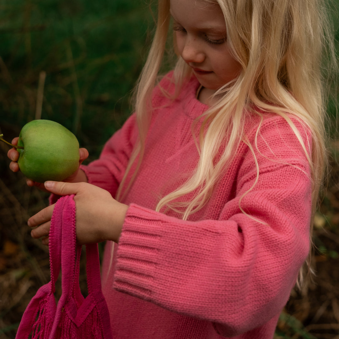 GROWN MERINO BLEND KNIT PULL OVER: RASPBERRY