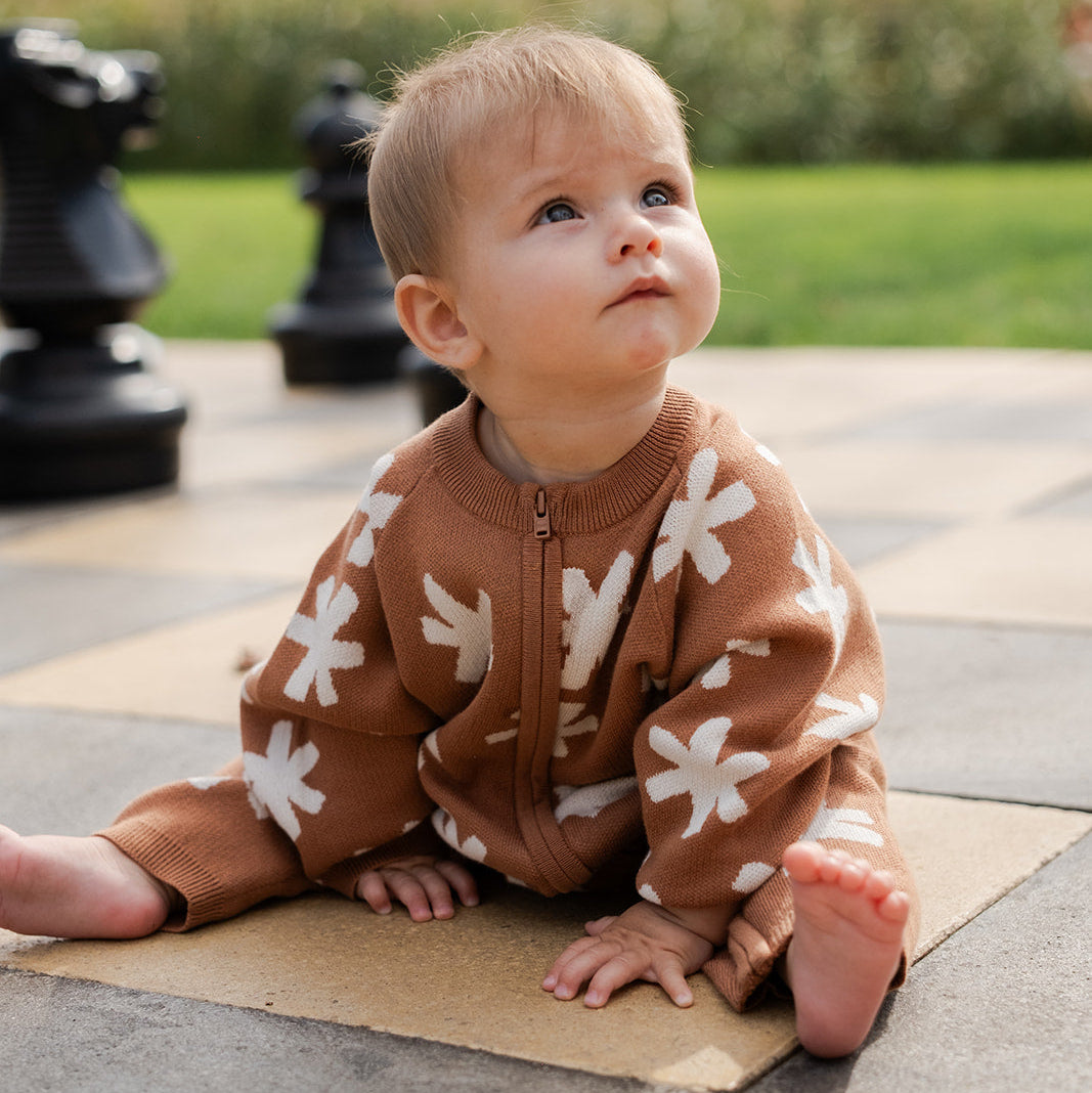 GROWN ORGANIC KNIT ZIP STARSUIT: STARLIGHT