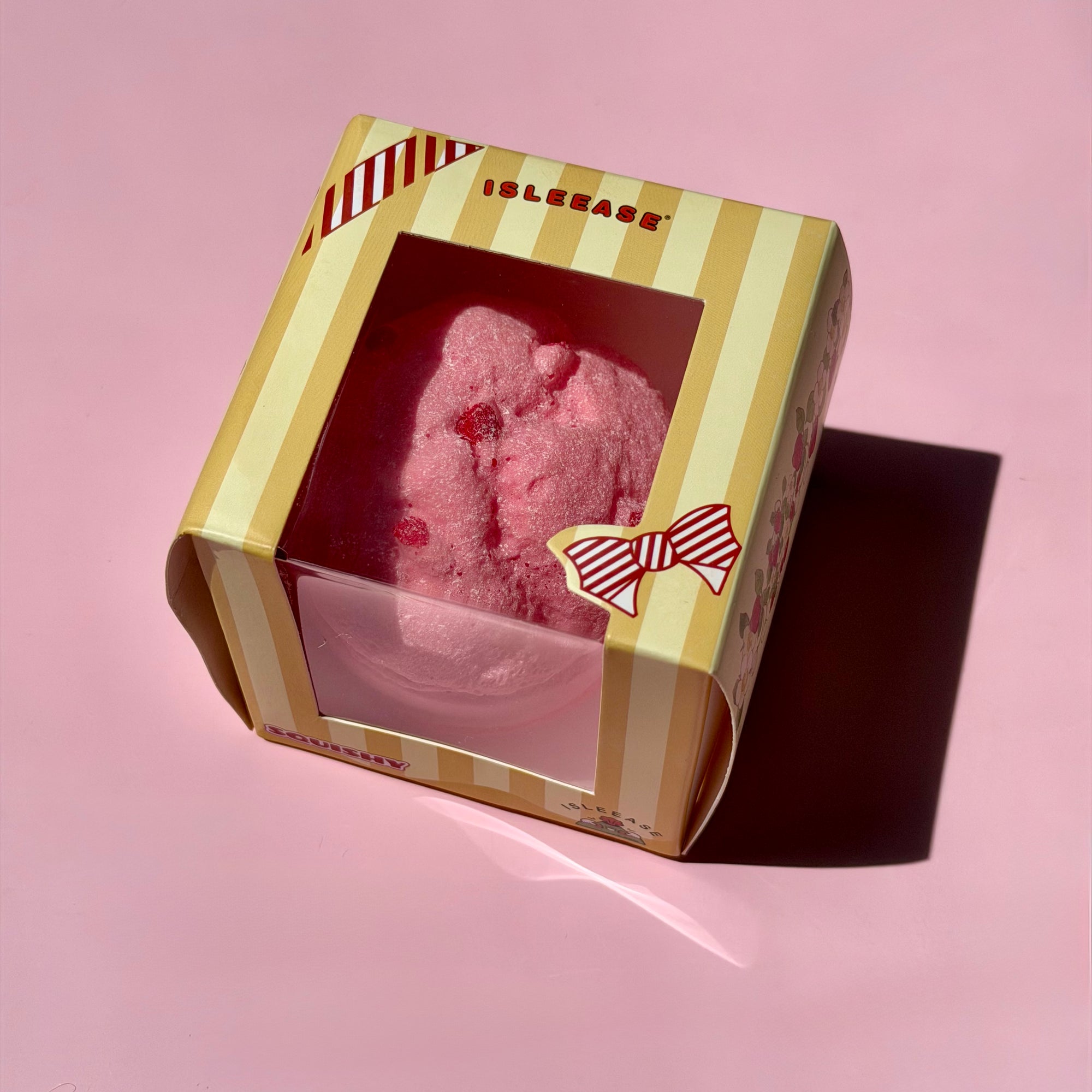 ISLEEASE SQUISHY MUFFIN: STRAWBERRY