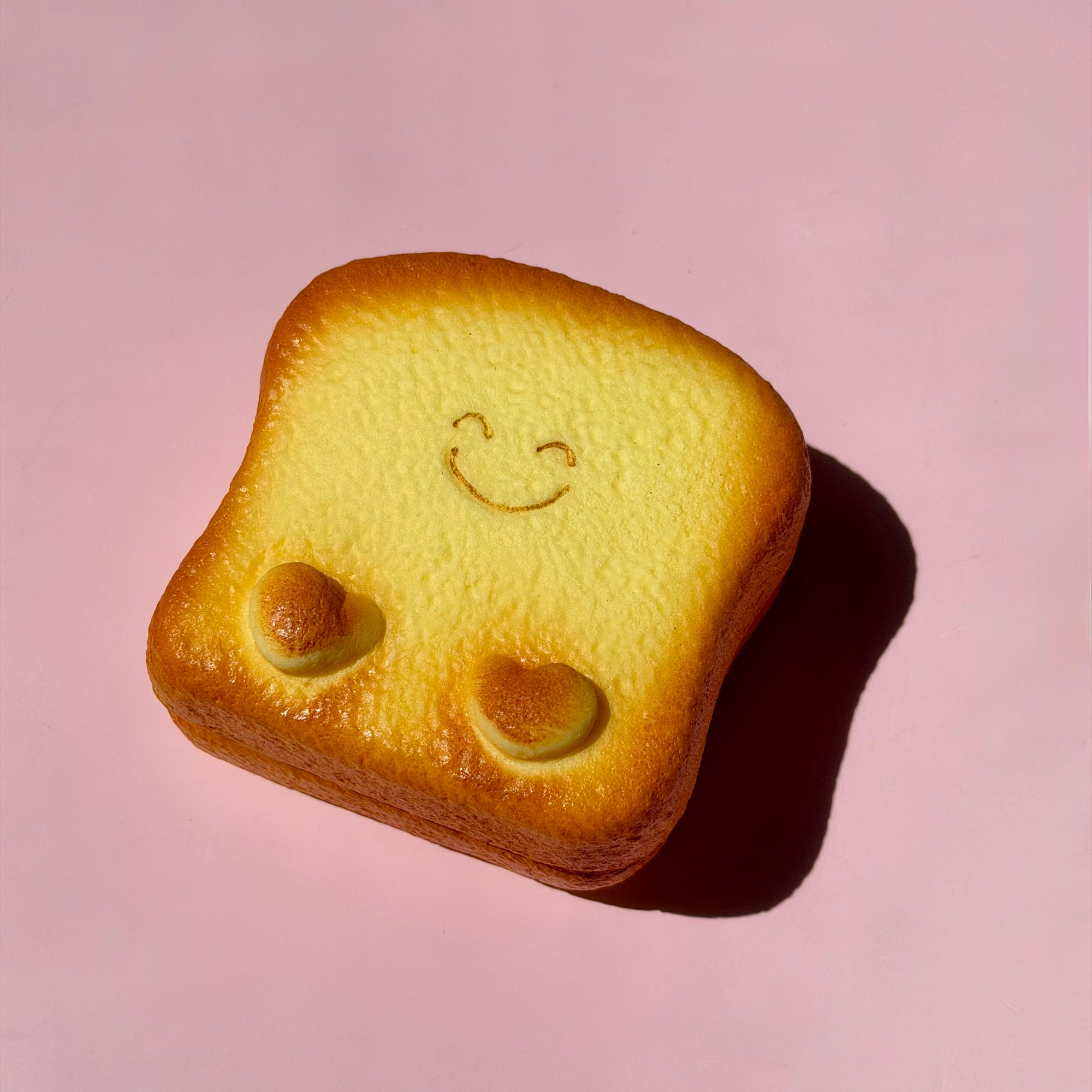 ISLEEASE SQUISHY SMILEY TOAST