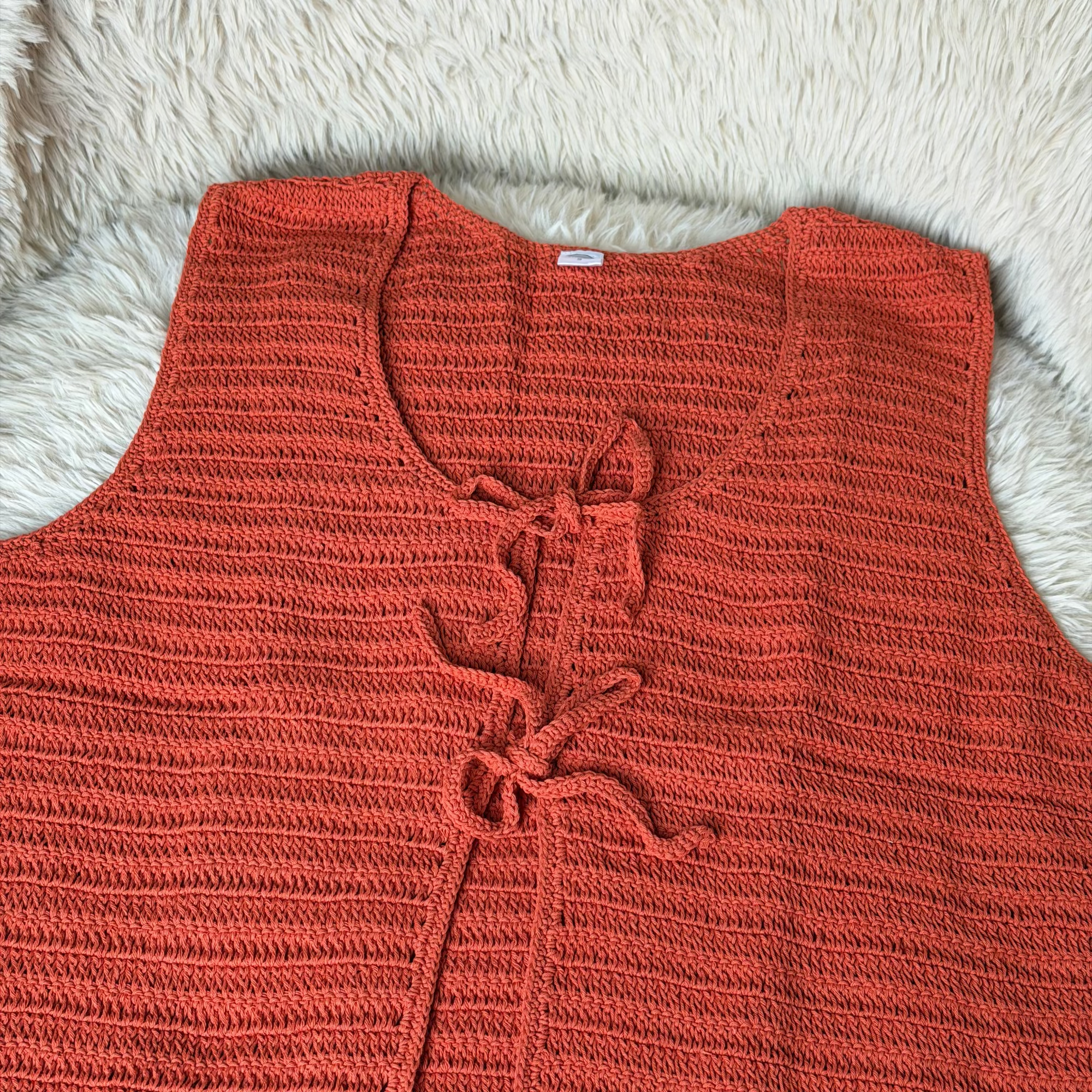 ATMOSEA CROCHET TIE VEST: RUST