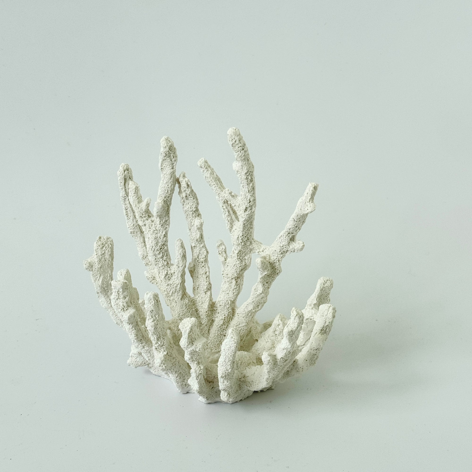 FINGER RESIN CORAL: WHITE