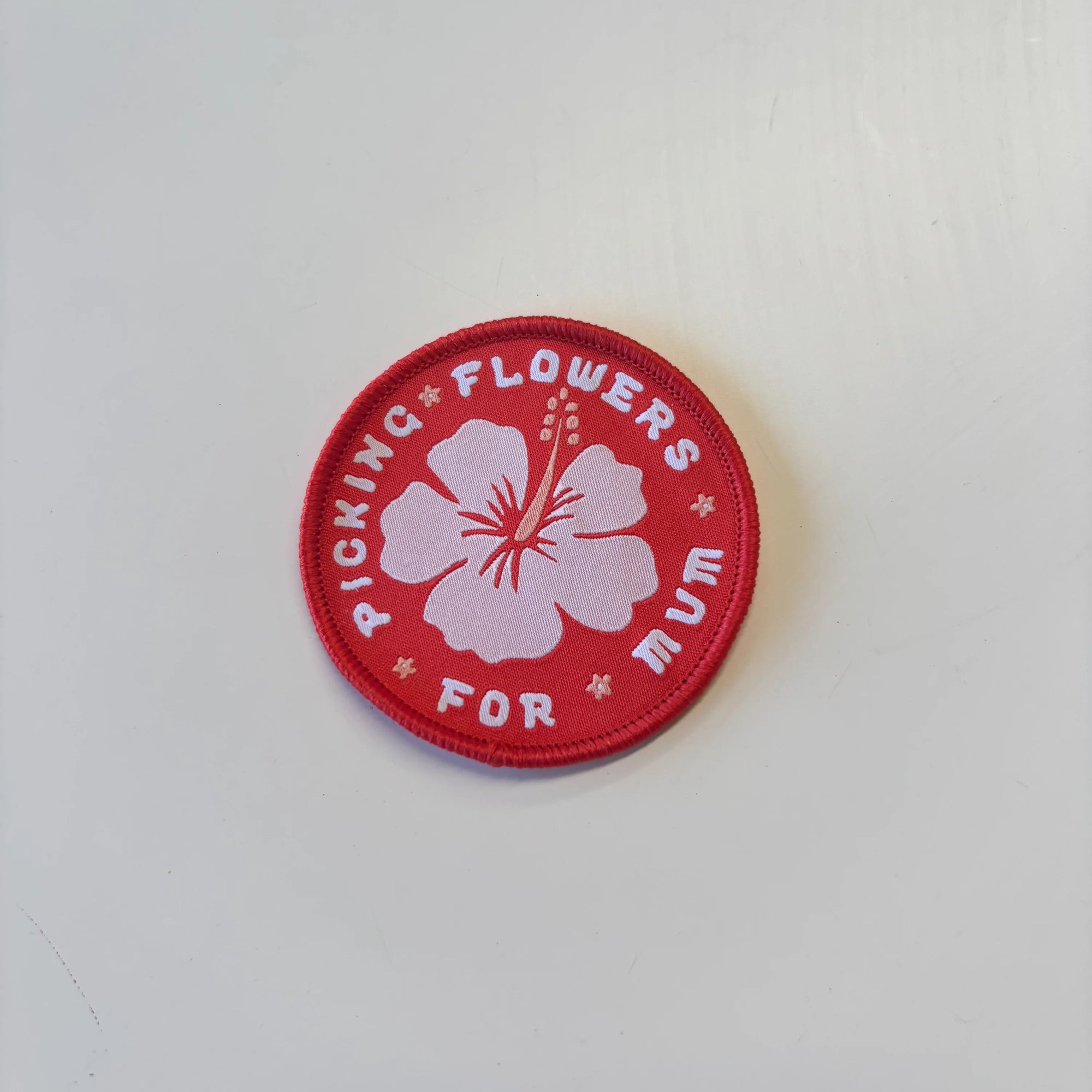 LENN LABEL PATCH: PICKING FLOWERS FOR MUM