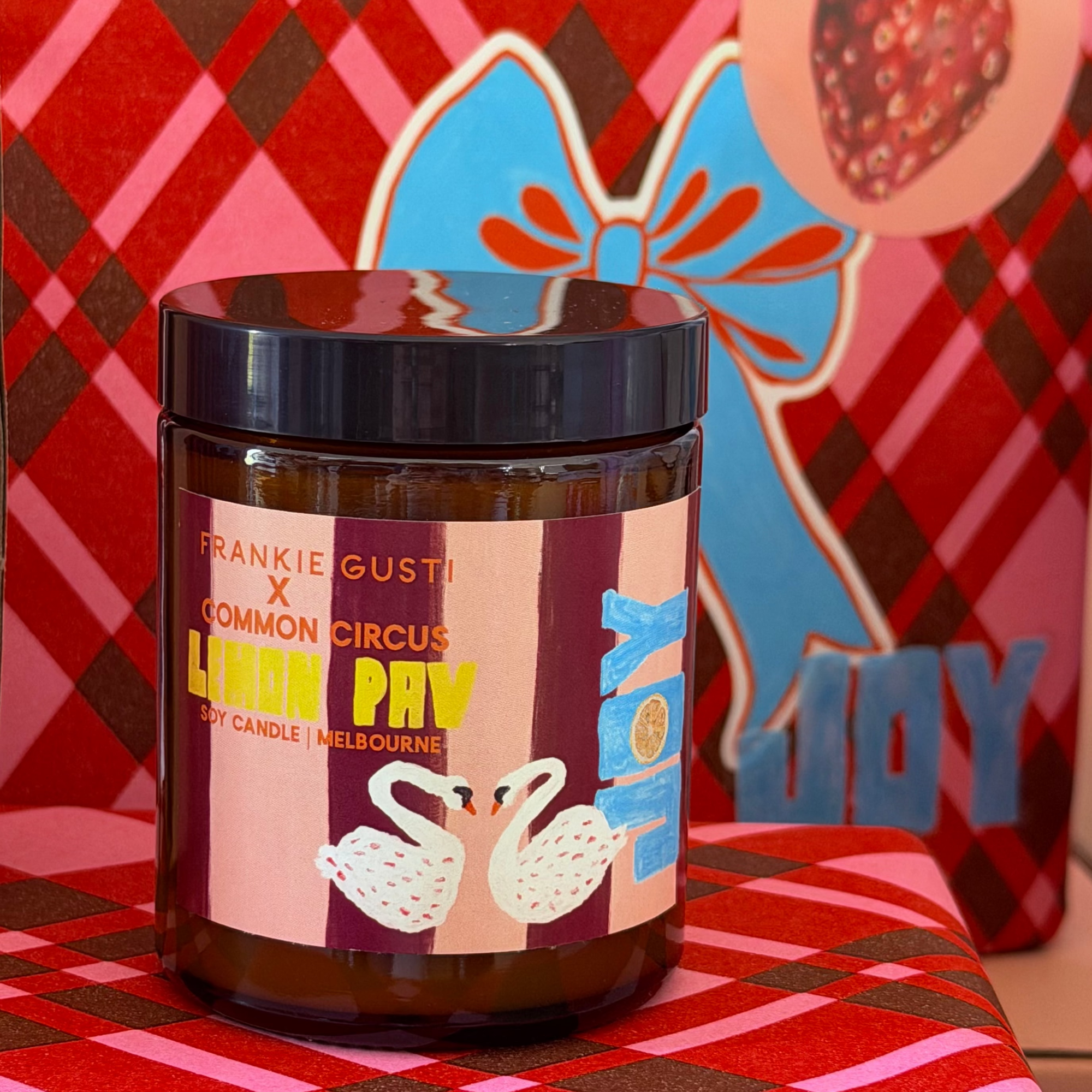 FRANKIE GUSTI X COMMON CIRCUS CANDLE: LEMON PAV / LITTLE HONEY