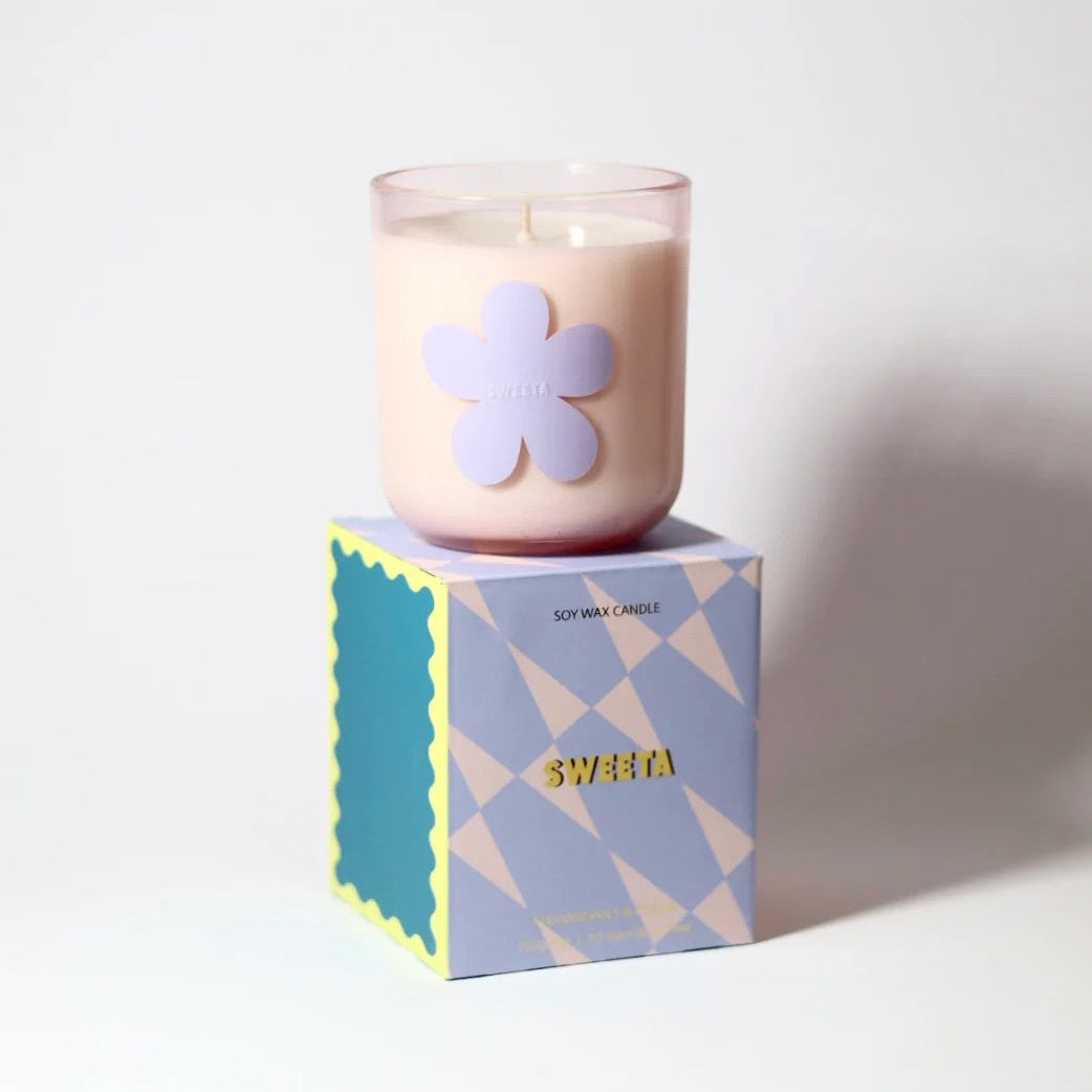 SWEETA STRAWBERRIES & CREAM SOY WAX CANDLE