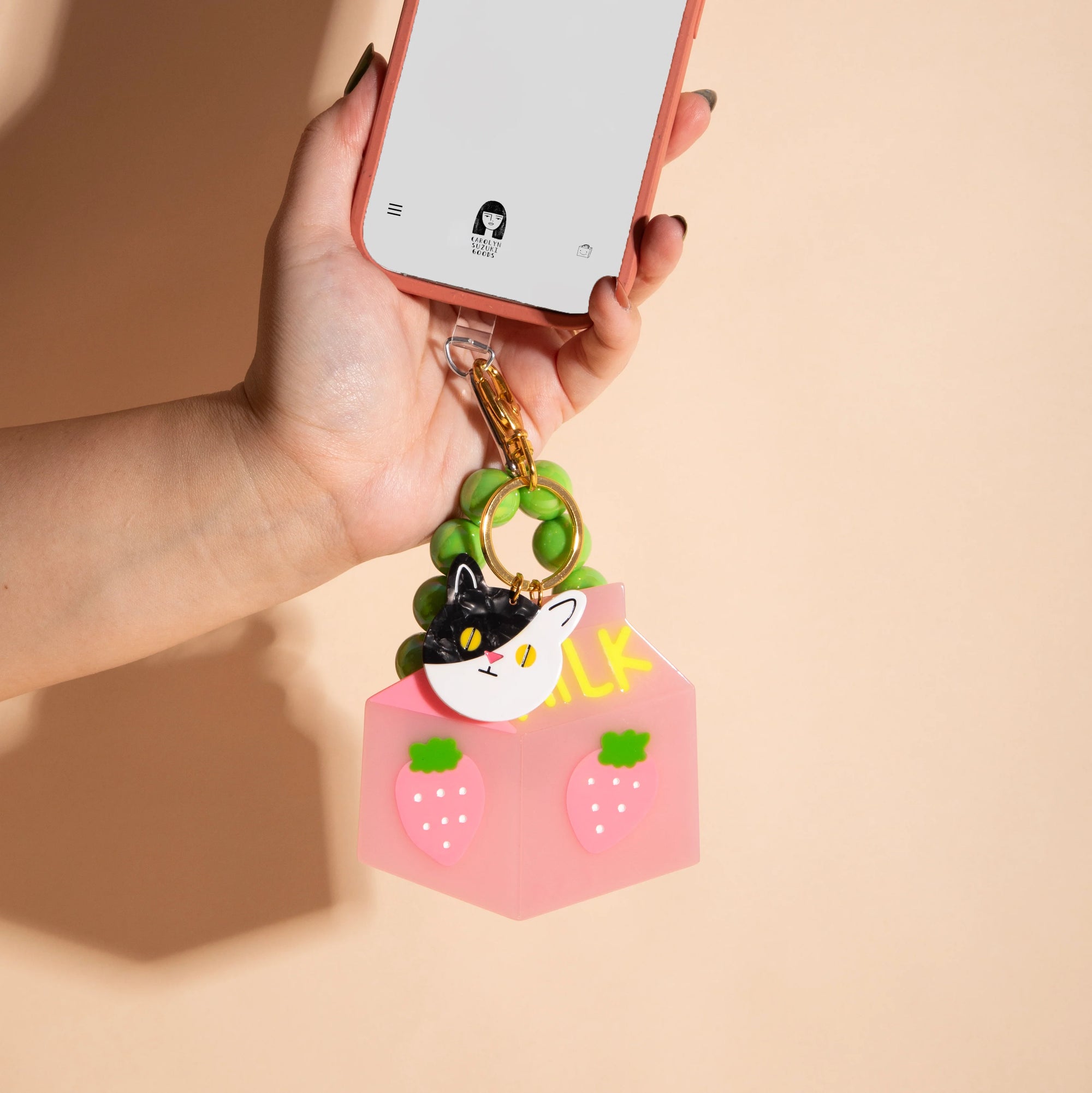 CAROLYN SUZUKI STUDIO CAT MILK CHARM KEYCHAIN