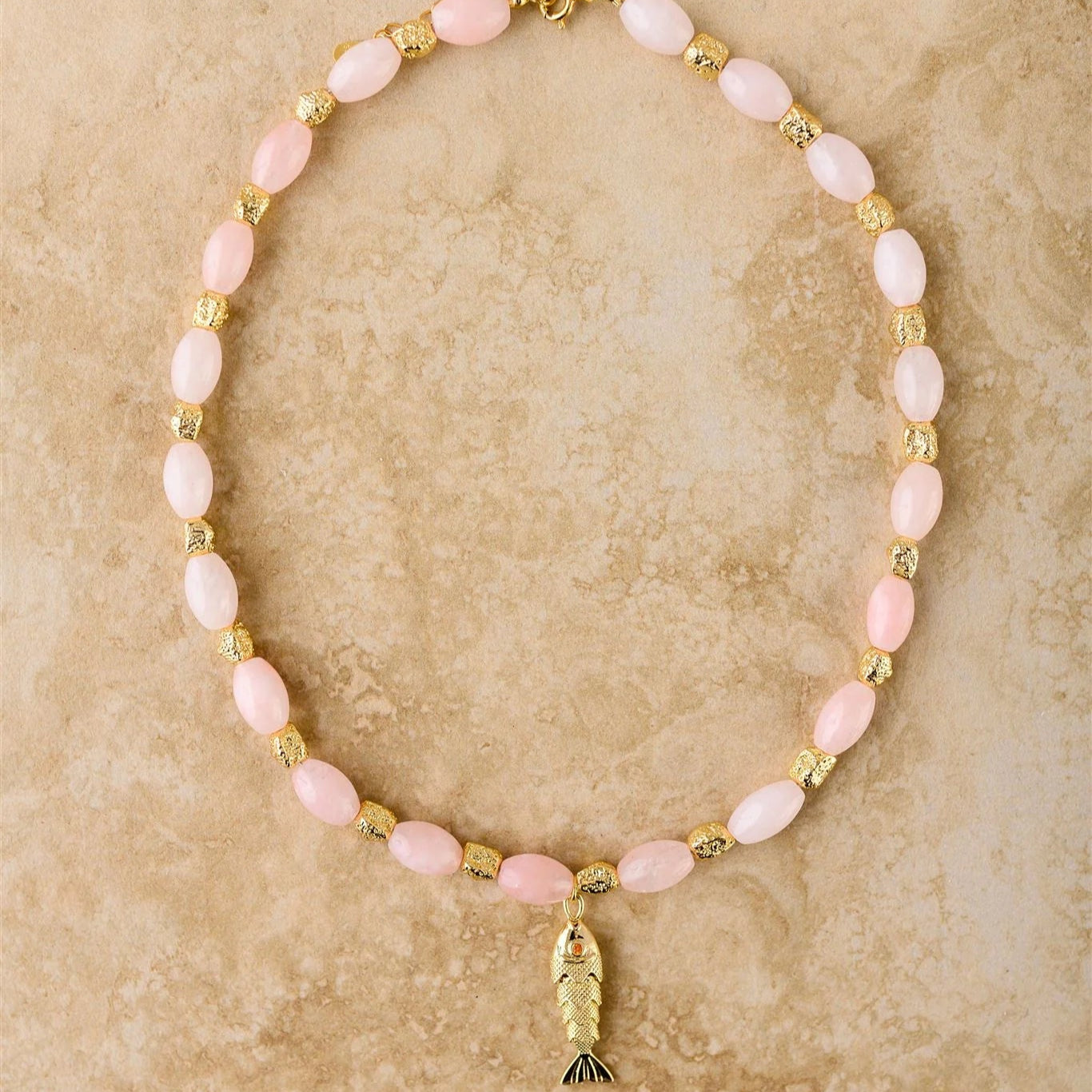 INDIGO & WOLFE GOIA NECKLACE: ROSE