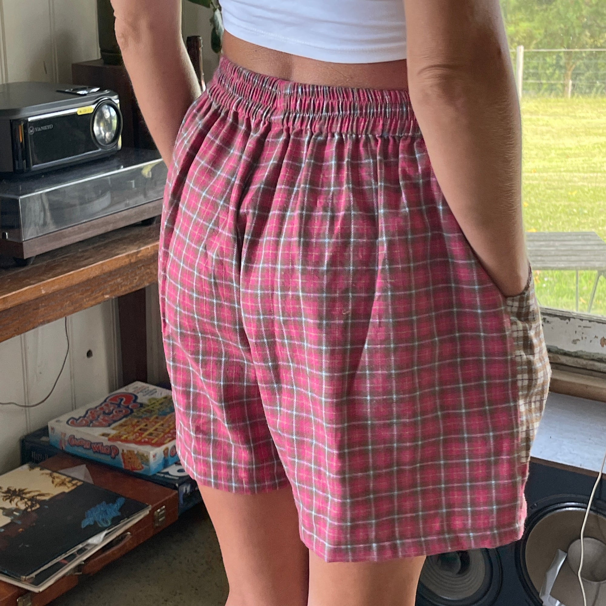 ATMOSEA FLANNEL PLAY SHORTS: STRAWBERRY MILK