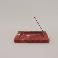 COTHEORY PALAZZO SCALLOP INCENSE HOLDER TRAY: ROSSO ALICANTE