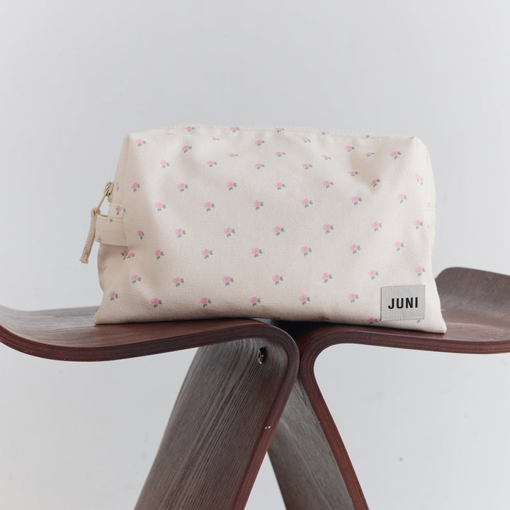 JUNI THE ESSENTIALS POUCH: ROSES