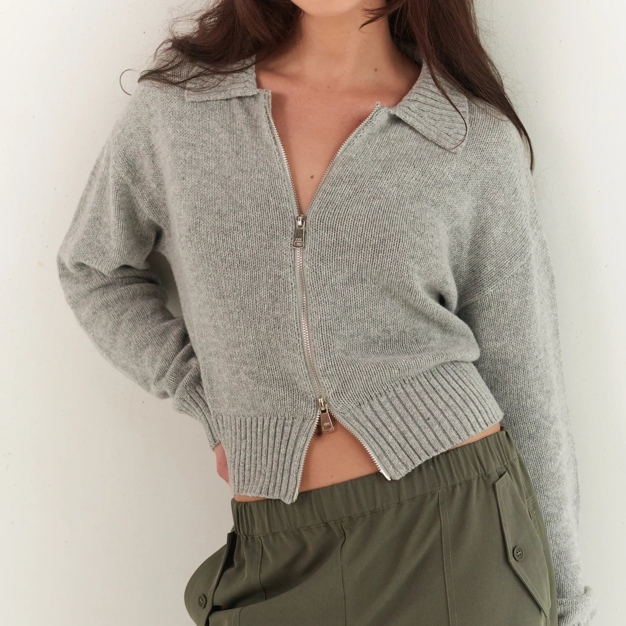 JUNI WOMENS KAIA ZIP CARDIGAN: STONE