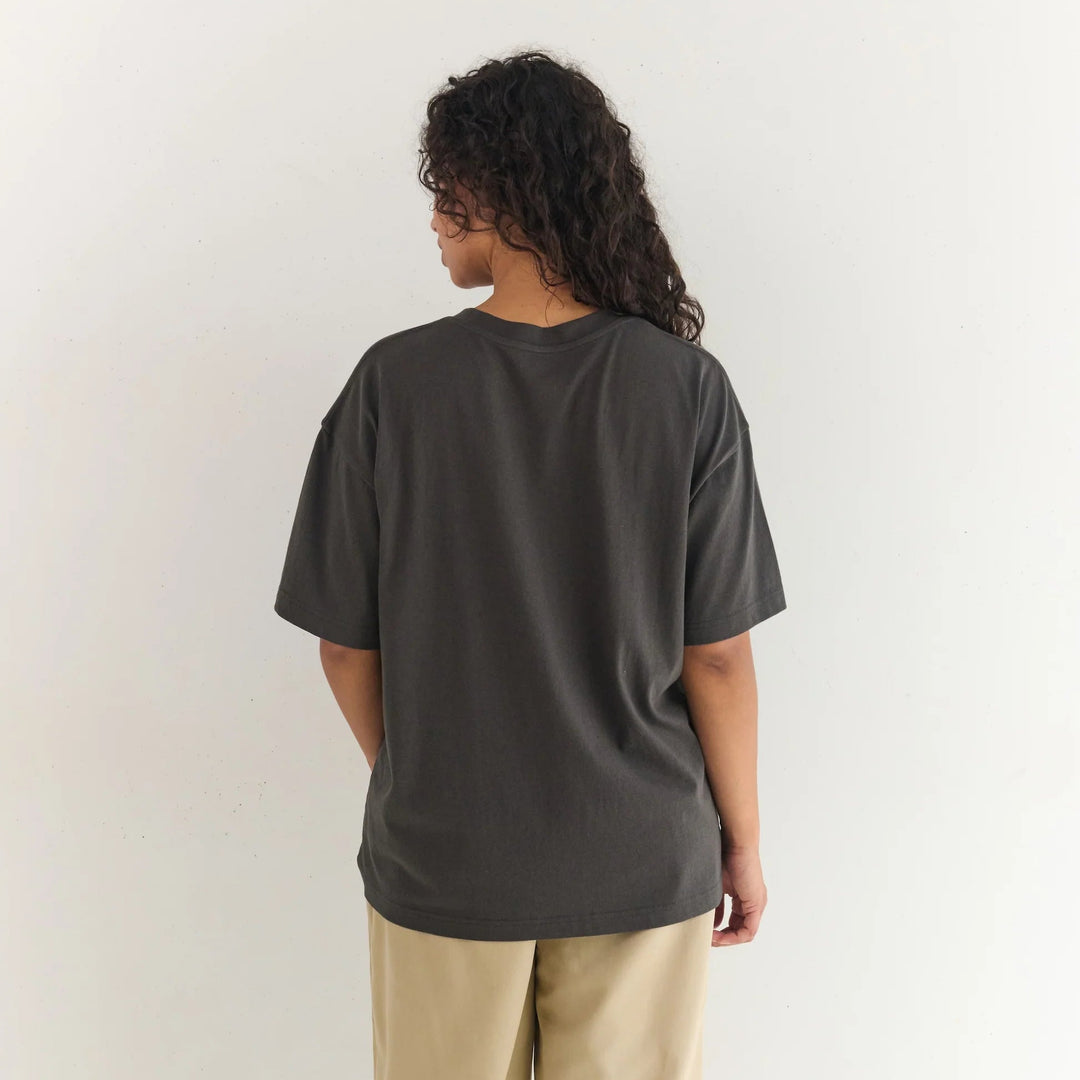 JUNI WOMENS LOCK TEE: WASHED BLACK