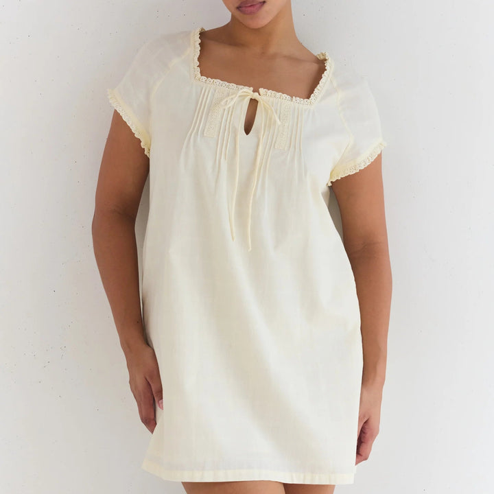 JUNI WOMENS AMELIA MINI DRESS: BUTTERCREAM