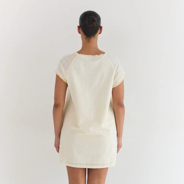 JUNI WOMENS AMELIA MINI DRESS: BUTTERCREAM