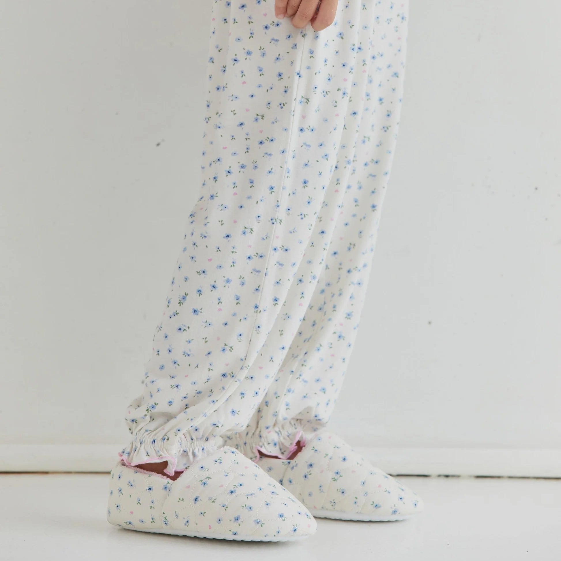 JUNI JNR SLIPPERS: DITSY BLOOM