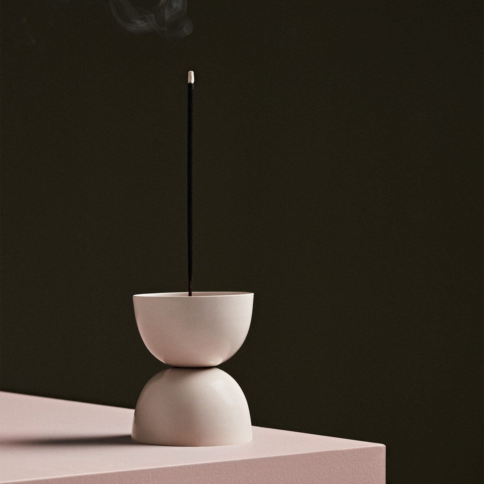 LIGHTLY ESSENCE INCENSE BURNER: SAND