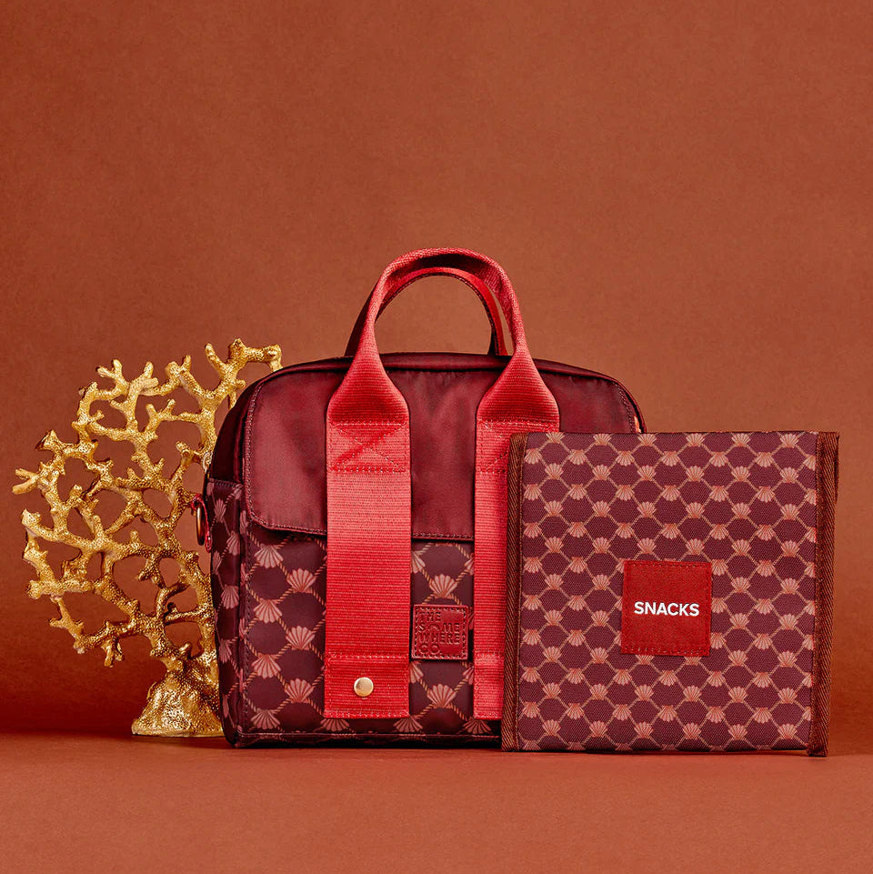 THE SOMEWHERE CO LUNCH TOTE: KEEPSAKES