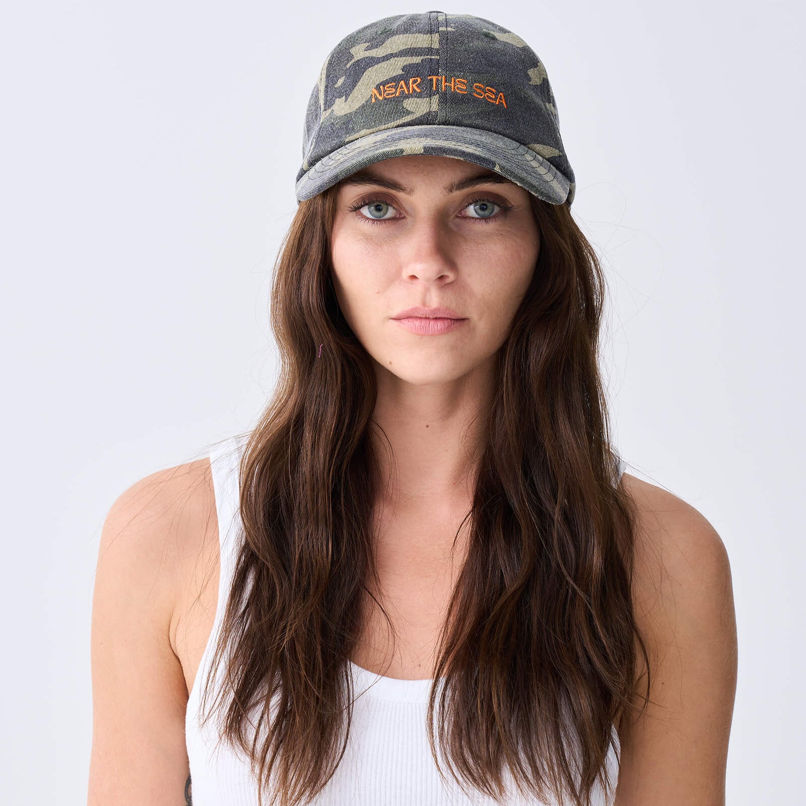 NEAR THE SEA LOGO CAP: ARMY