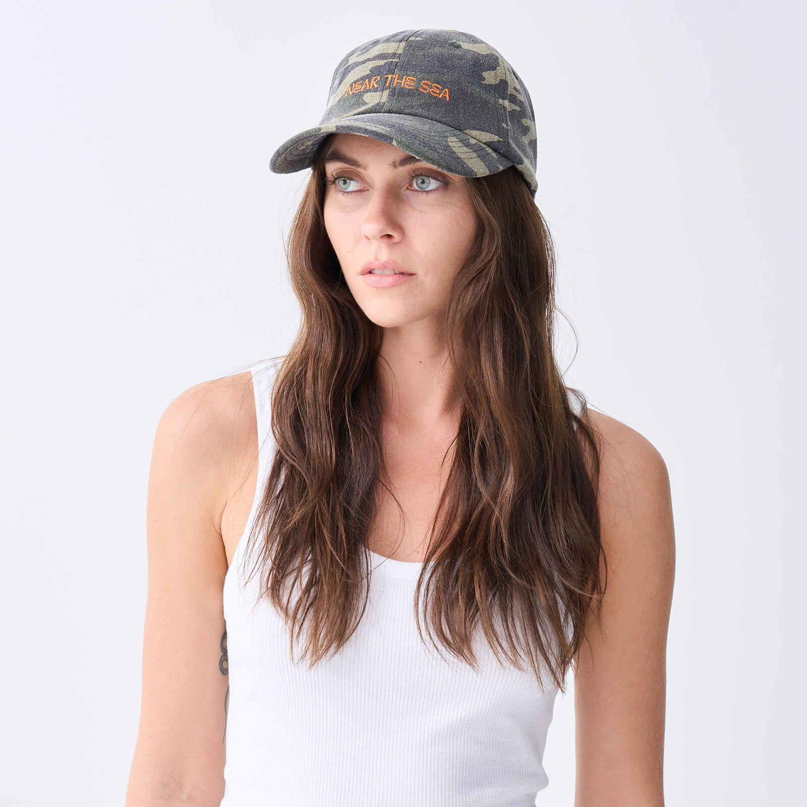 NEAR THE SEA LOGO CAP: ARMY