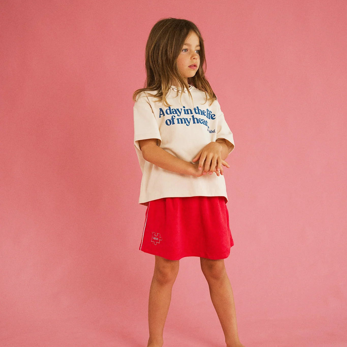 LENN LABEL HEART TEE: CREAM