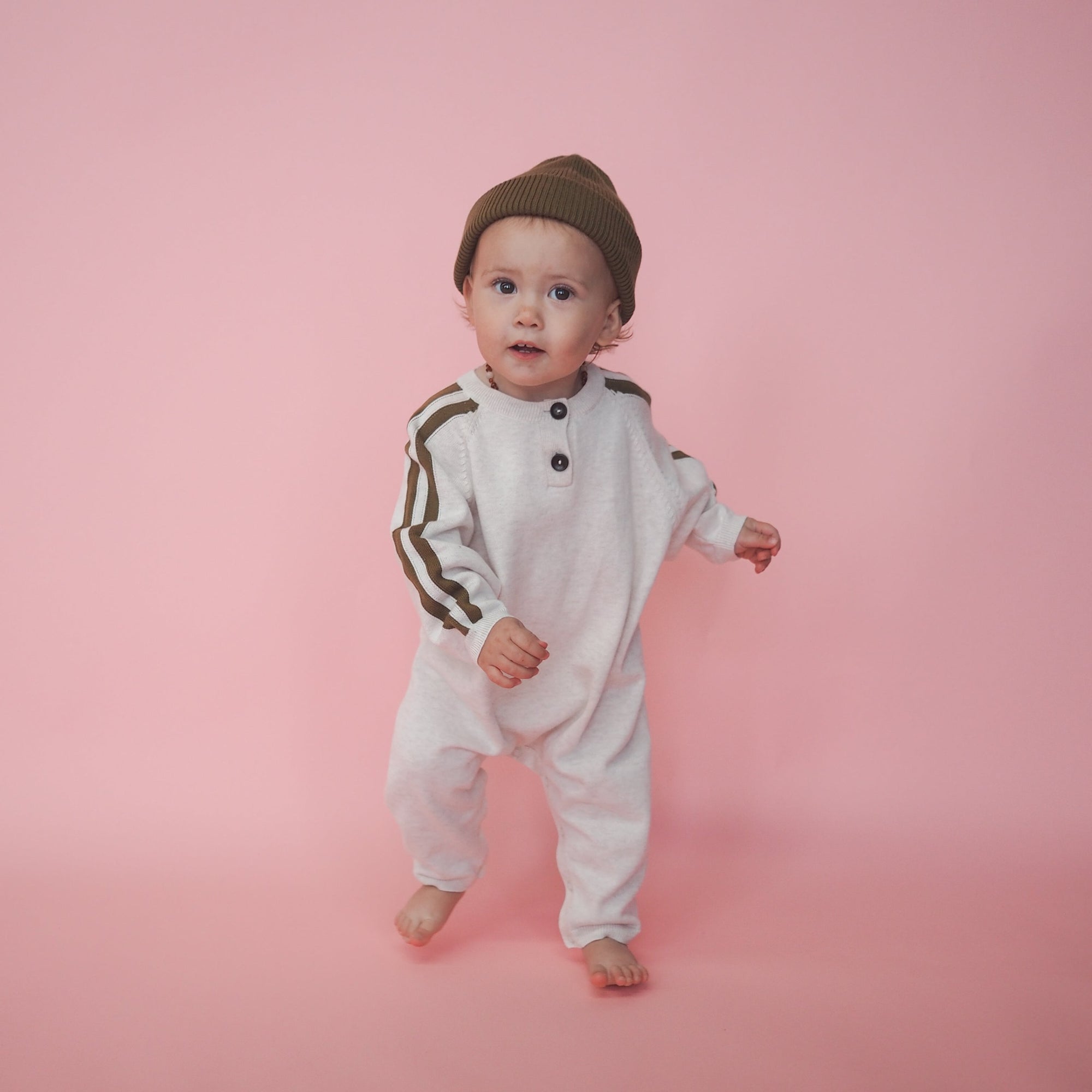 GROWN STRIPE SLEEVE STARSUIT: COCONUT