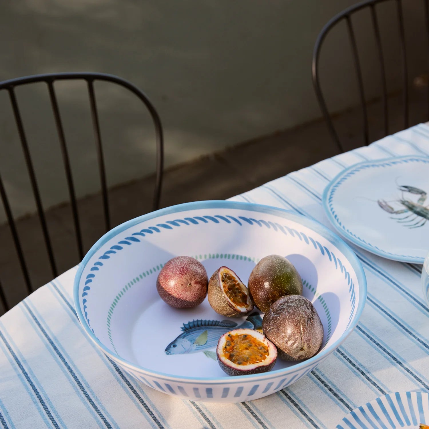 LA MER MELAMINE SERVING BOWL