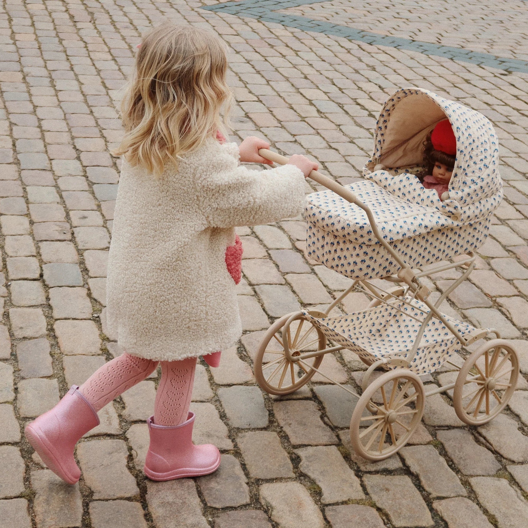 KONGES SLOJD ODETTE DOLL