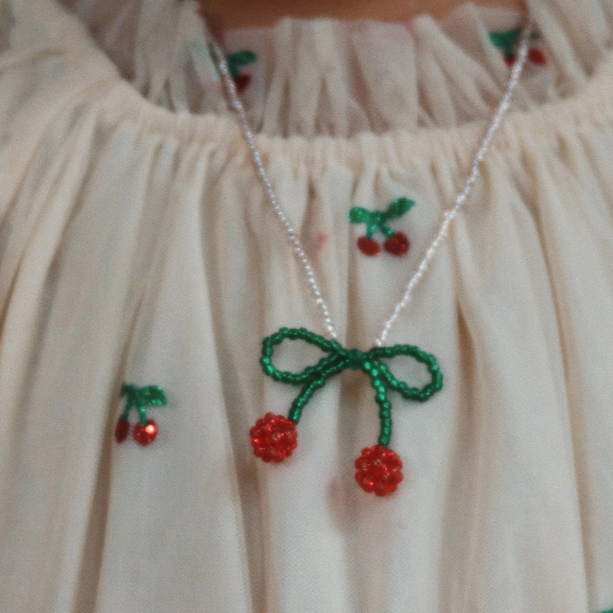 KONGES SLOJD PEARLY NECKLACE & BRACELET 2PC: CHERRY