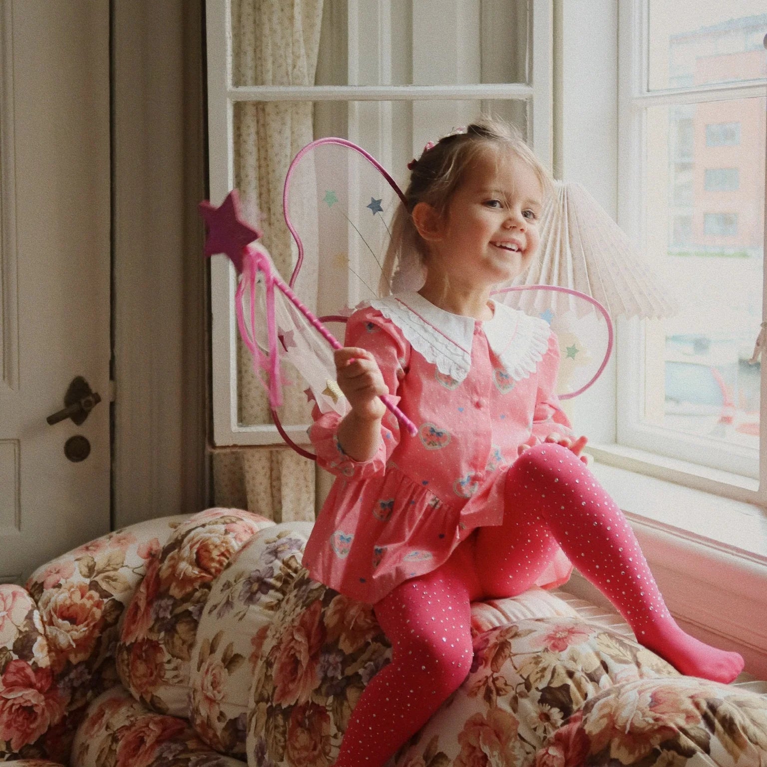 KONGES SLOJD GLAM STOCKINGS: AMOUR PINK