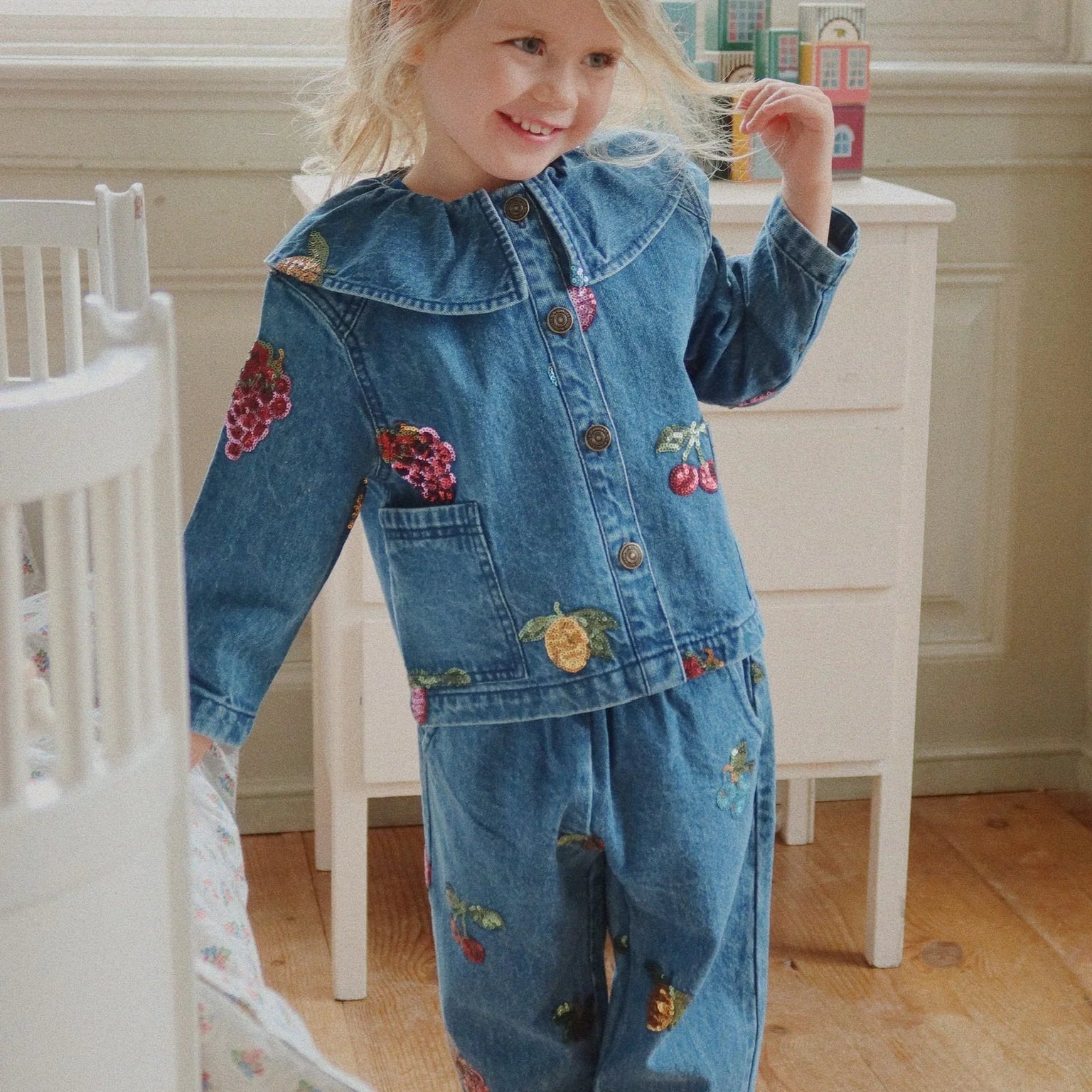 KONGES SLOJD MAGOT SEQUIN DENIM SHIRT: VITAMINS