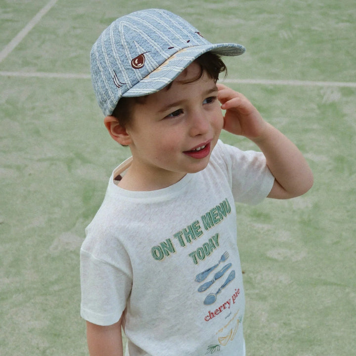 KONGES SLOJD ELLIOT SHARK CAP: TRIO BLEU STRIPE