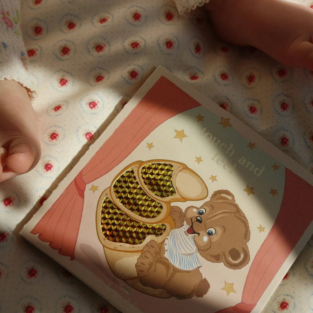 KONGES SLOJD TOUCH AND FEEL BOOK: MULTI