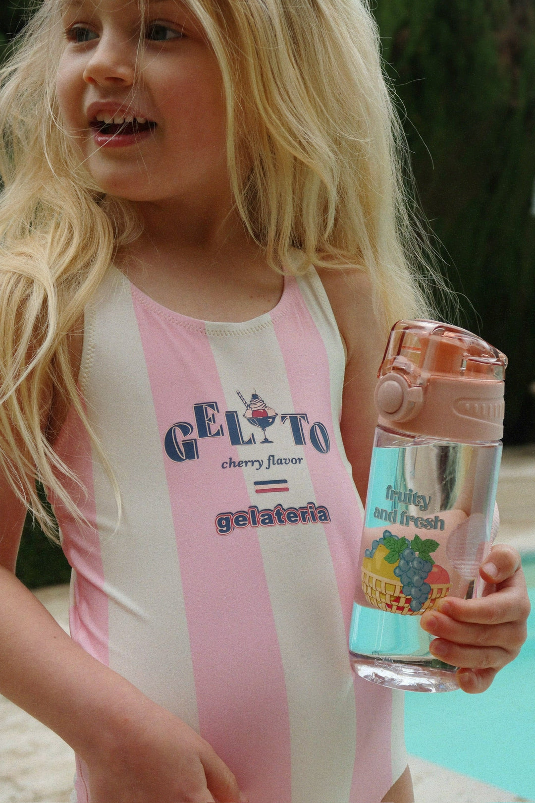 Konges Sløjd Water Bottle Fruity and Fresh - lifestyle