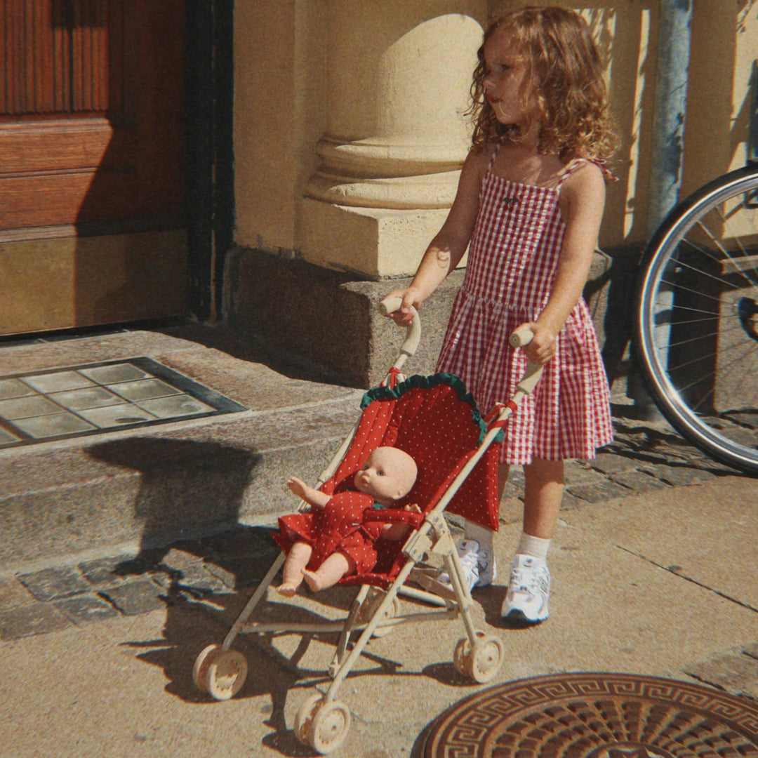 KONGES SLOJD DOLL STROLLER: FRAISE DOT
