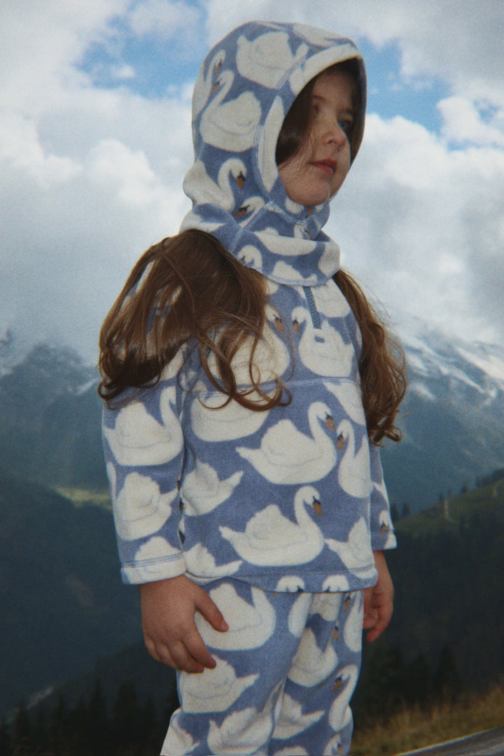 Konges Sløjd Tavi Fleece Sweatshirt Swan lifestyle