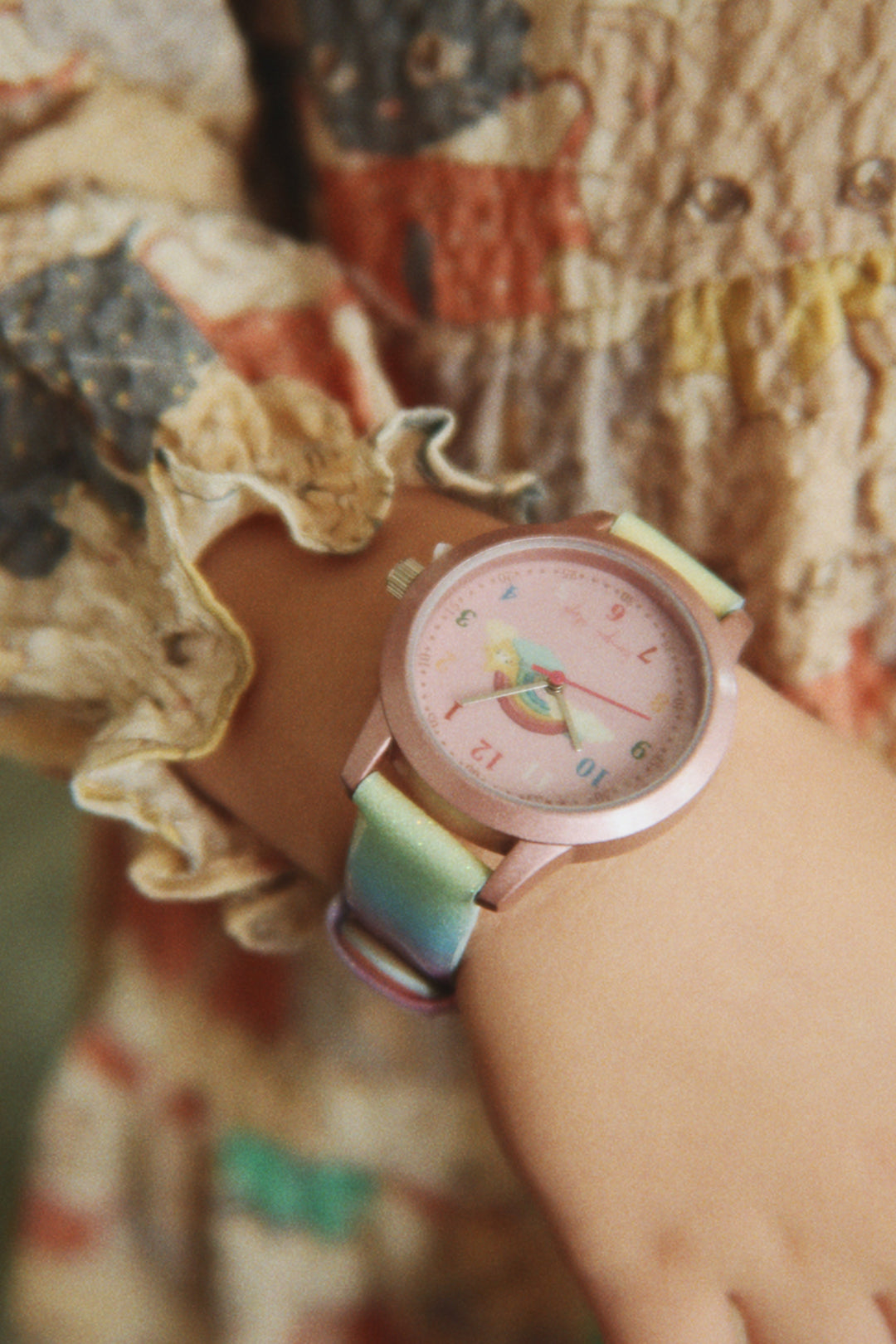 Konges Sløjd Kids Watch Rainbow lifestyle photo