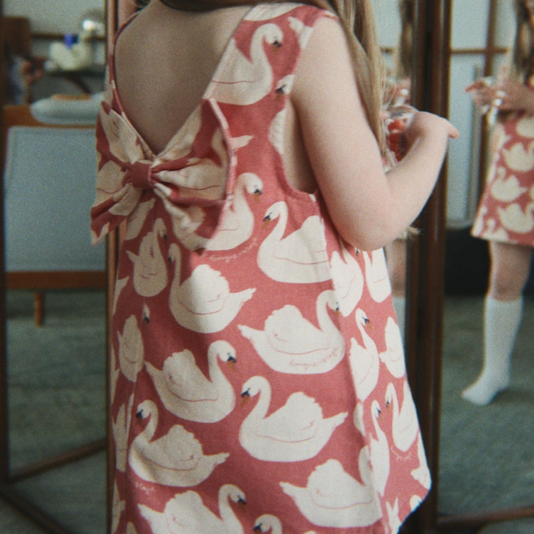 Konges Sløjd Magot Bow Dress Swan Rose lifestyle
