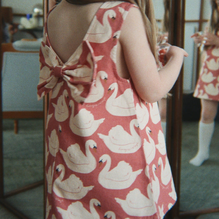 Konges Sløjd Magot Bow Dress Swan Rose lifestyle