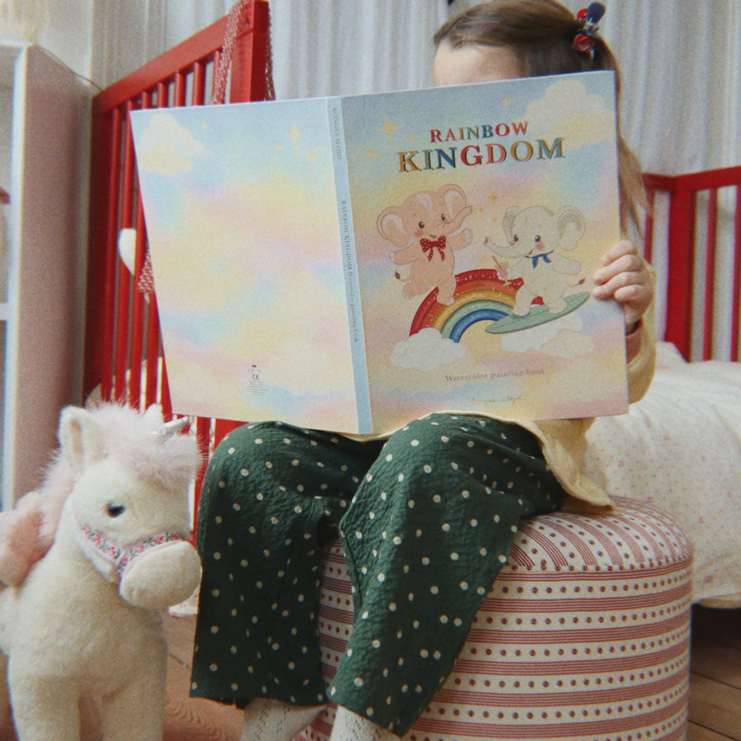 Konges Sløjd Rainbow Watercolour Book Multi - lifestyle