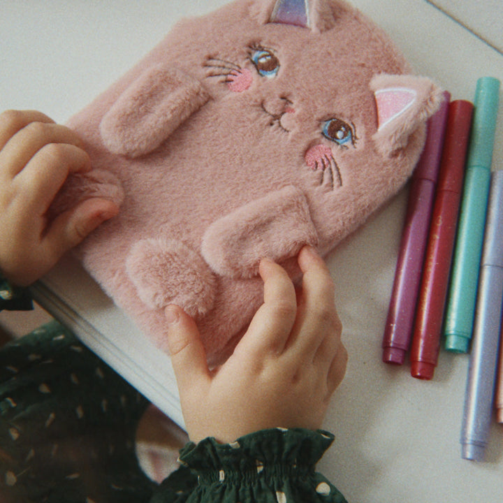 Konges Sløjd Soft Notebook FSC Rosa Pink - lifestyle