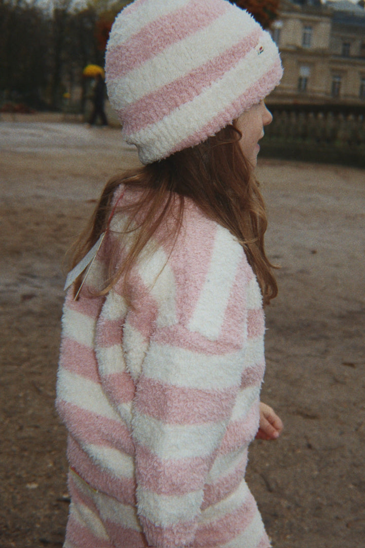 Konges Sløjd Softy Sweater - Rosy Stripe lifestyle photo
