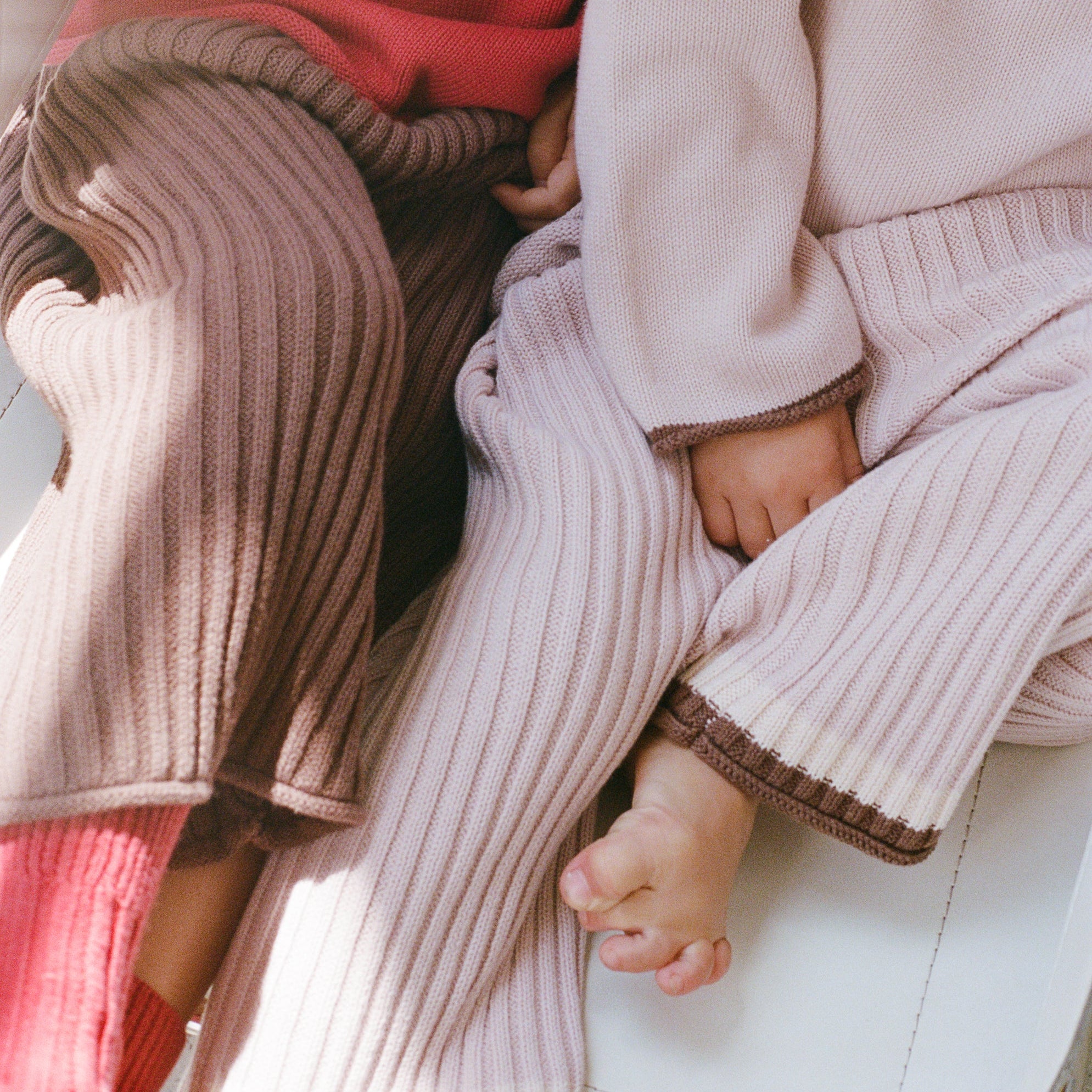 ILLOURA THE LABEL ESSENTIAL KNIT PANTS: DUSTY PINK