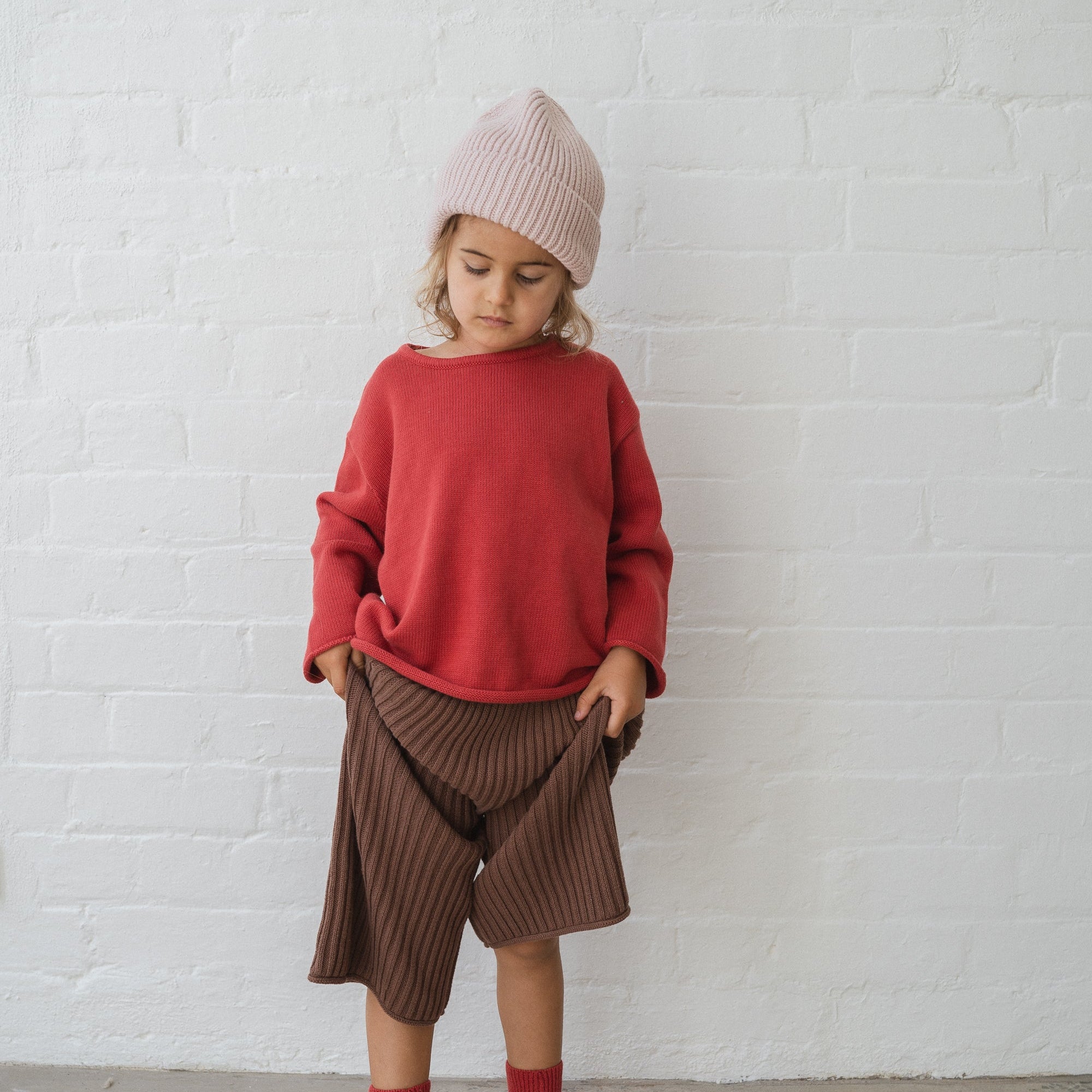 ILLOURA THE LABEL KNIT BEANIE: DUSTY PINK