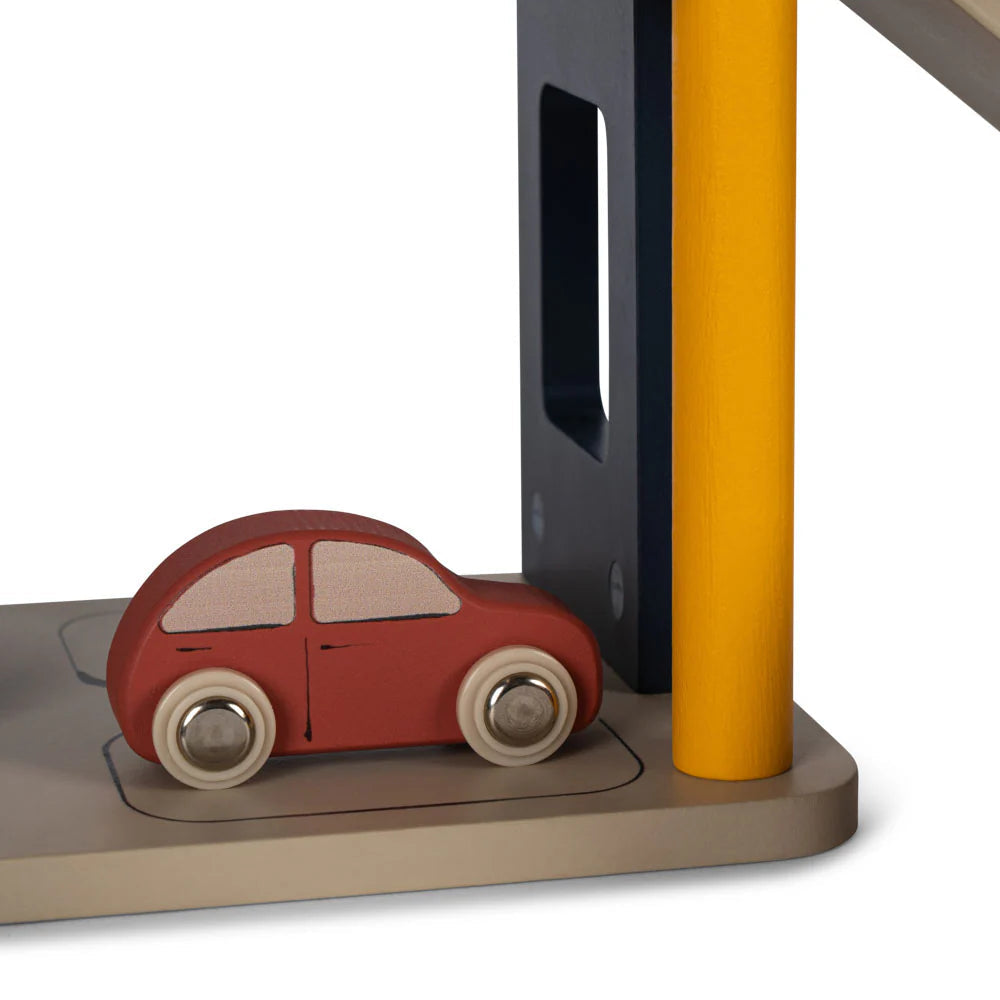 KONGES SLOJD WOODEN CAR WASH