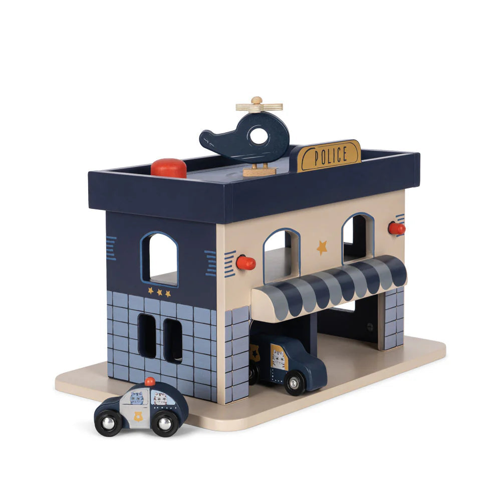 KONGES SLOJD WOODEN POLICE STATION