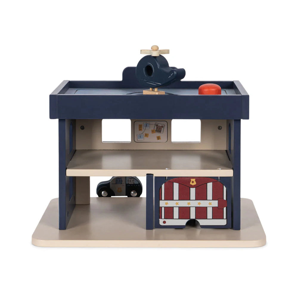 KONGES SLOJD WOODEN POLICE STATION