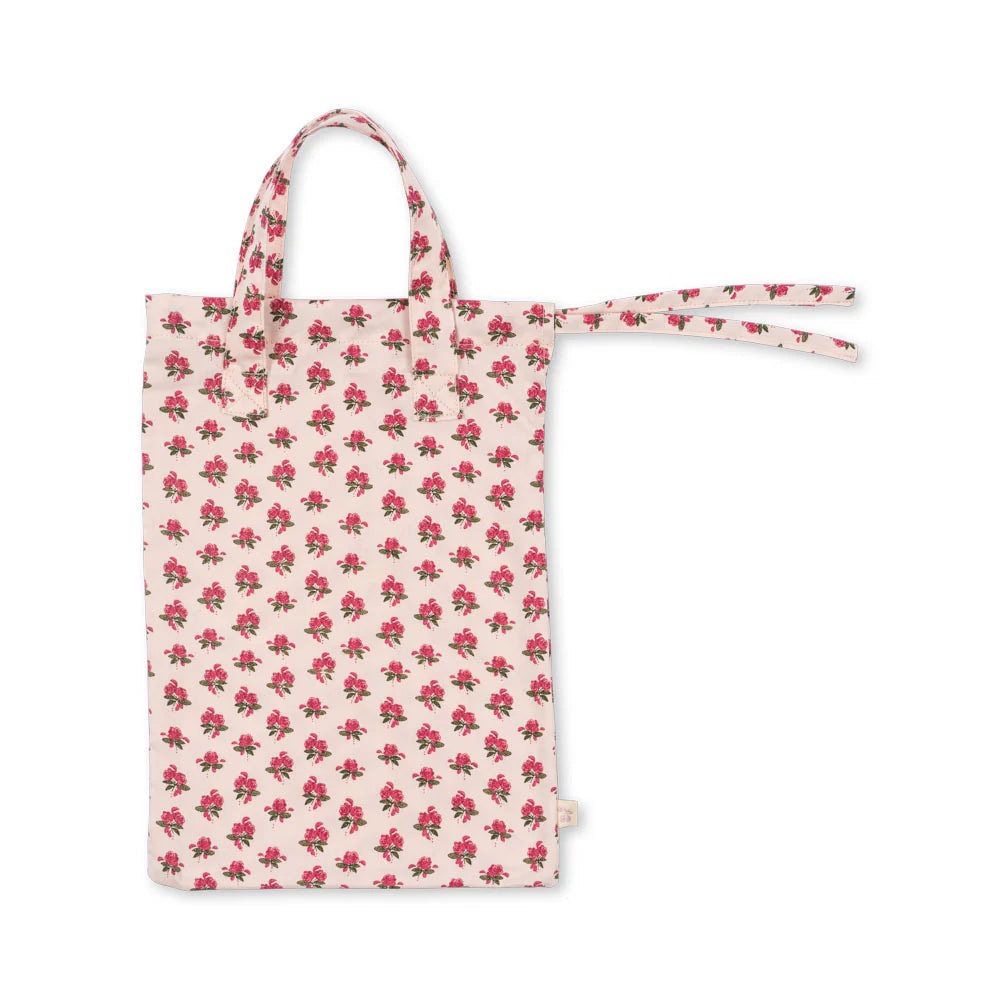 KONGES SLOJD DOLL NURSERY SET: ROSIE ROSE