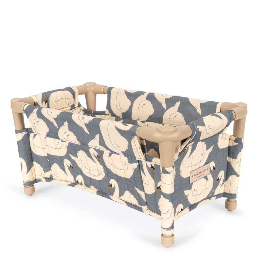Konges Sløjd Doll Travel Bed in Swan