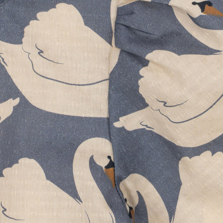 Konges Sløjd Evia Blouse GOTS in Swan - swan print detail